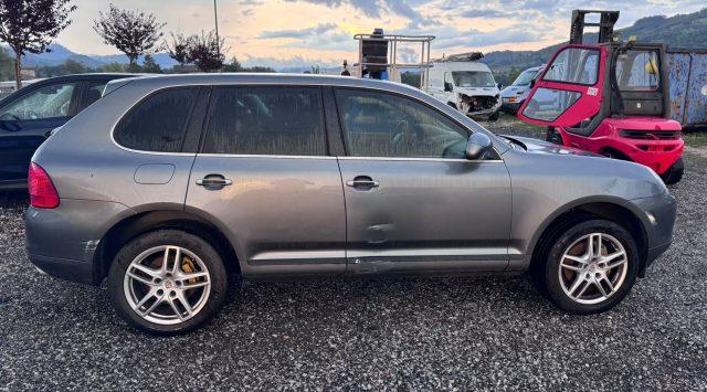 PORSCHE Cayenne 3.2 V6 cat con impianto GPL NON MARCIANTE