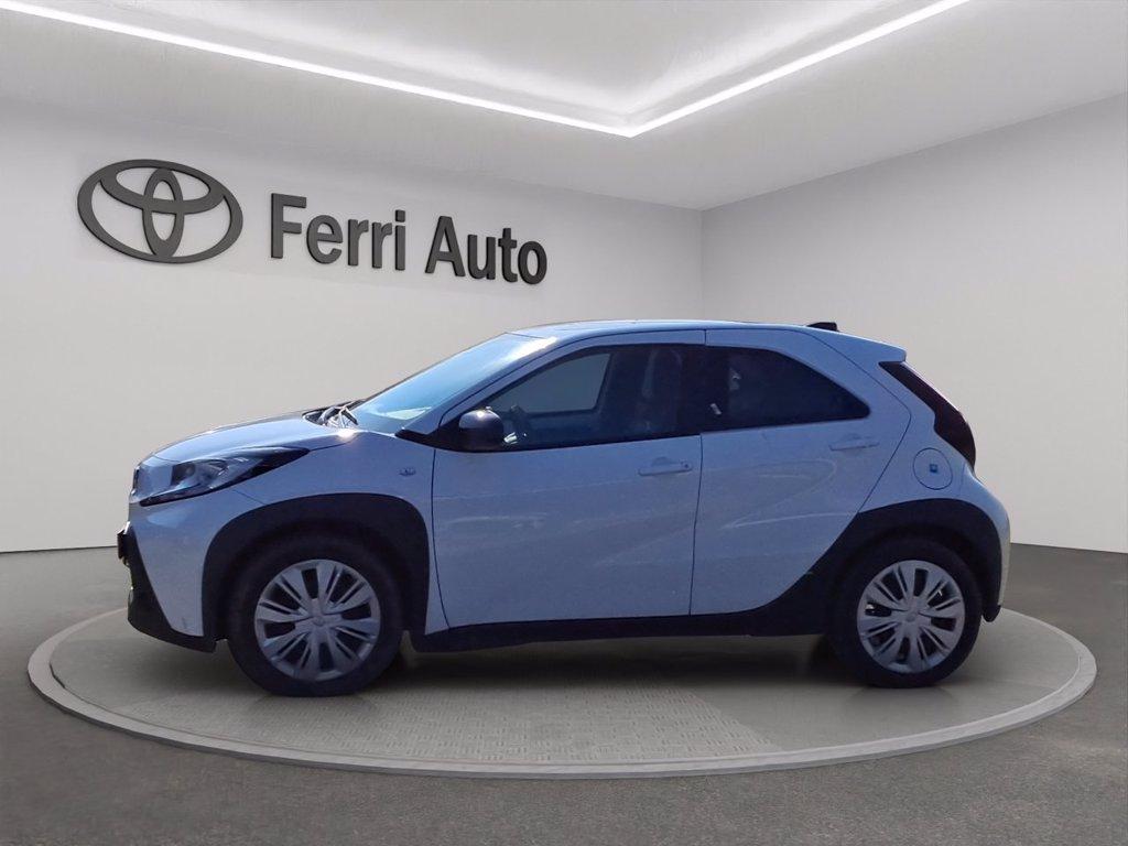 TOYOTA Aygo x 1.0 active 72cv del 2025