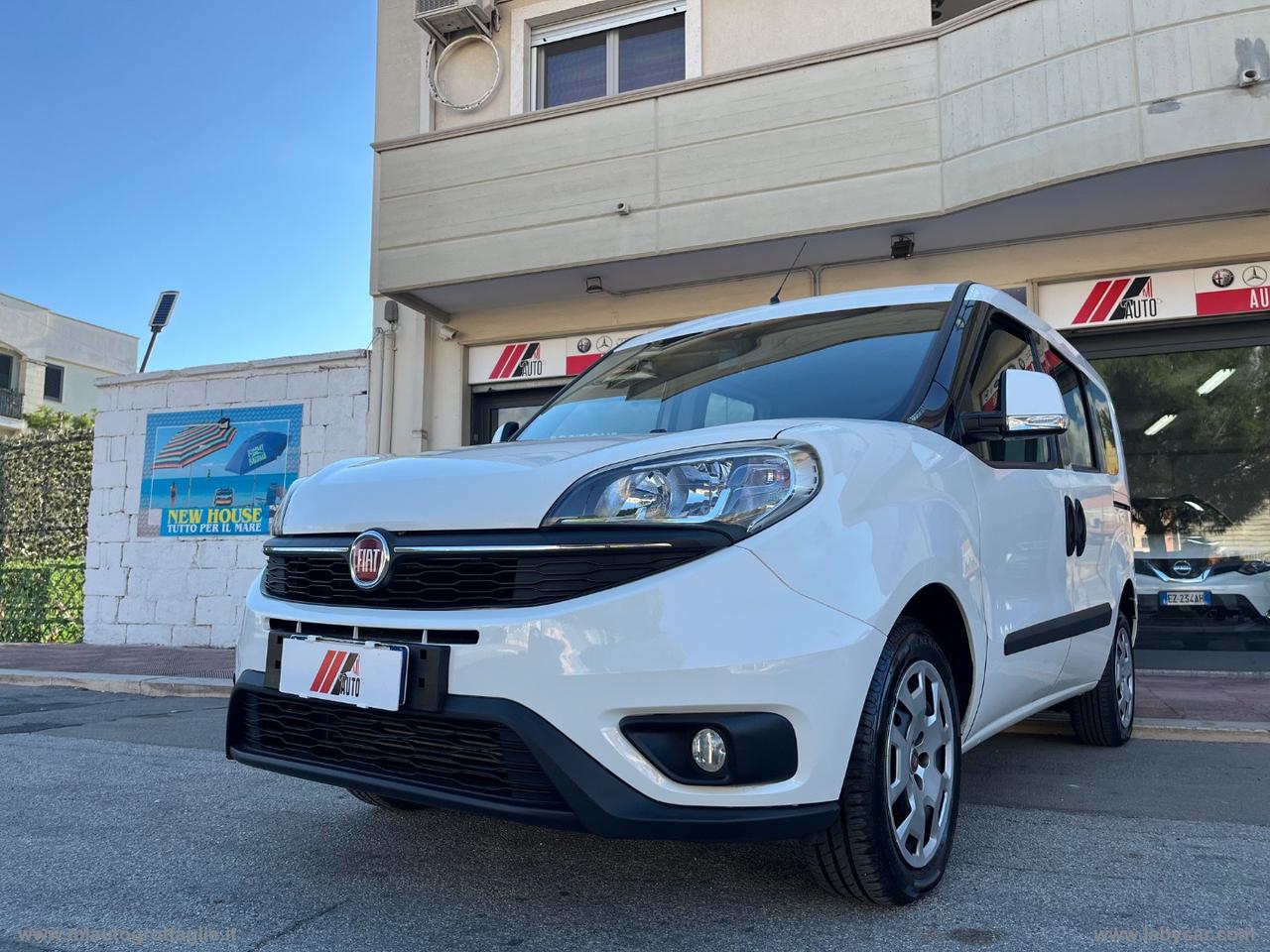 FIAT Doblò 1.4 T-Jet Natural Power Lounge