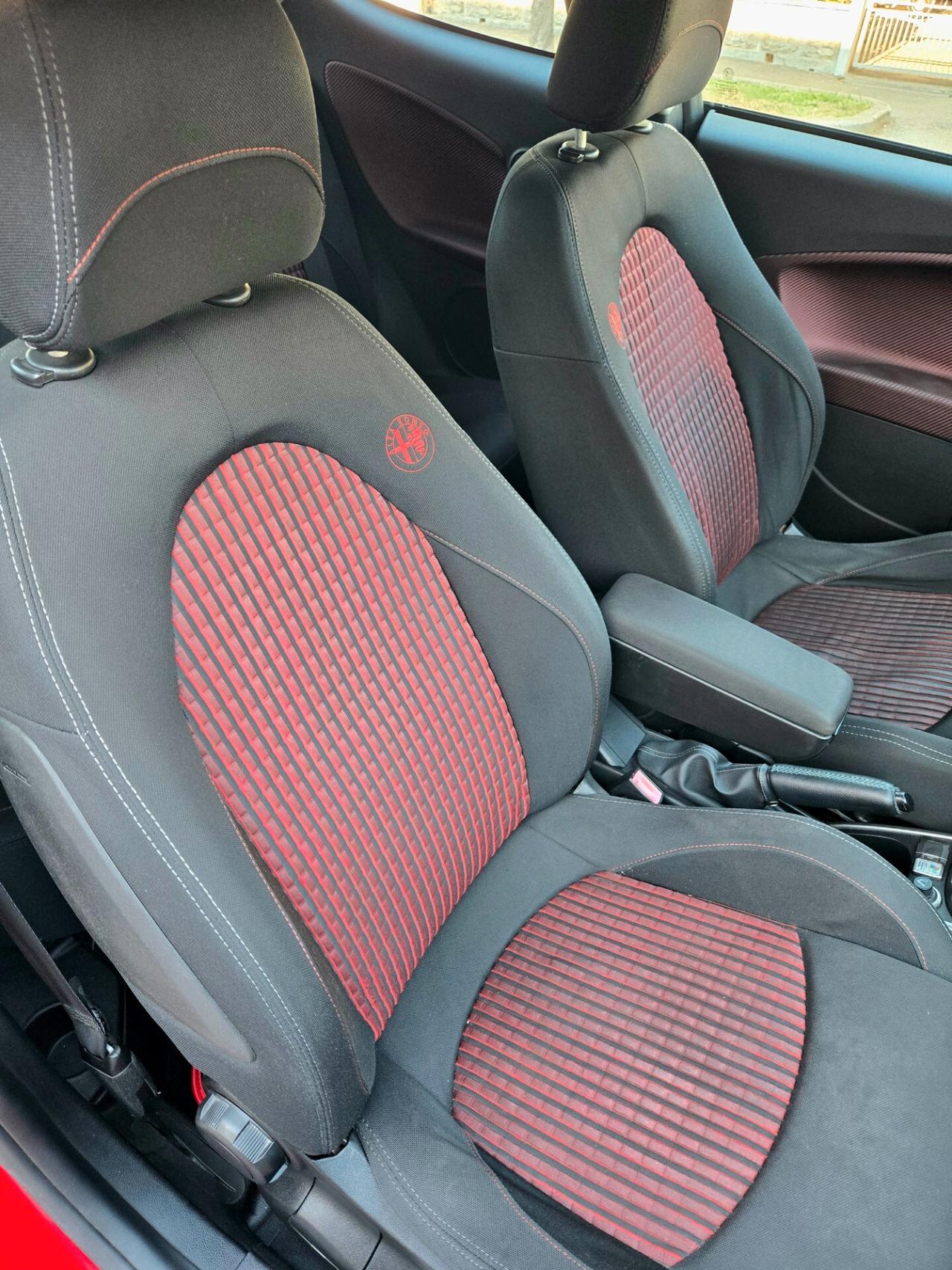 Alfa Romeo MiTo 1.4 T 120 CV GPL Distinctive Sport Pack