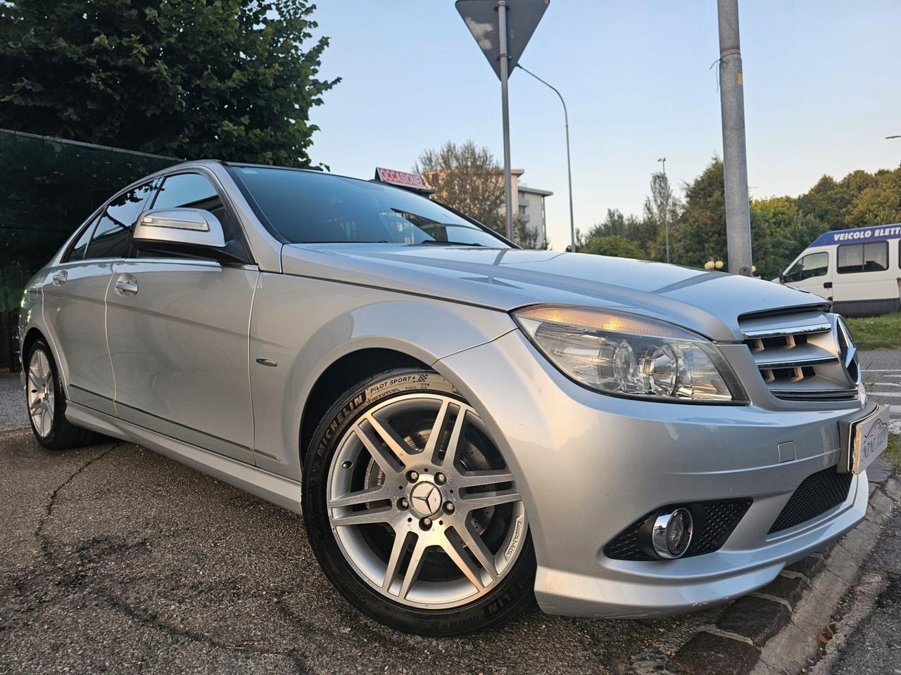 Mercedes-benz C 220 CDI 170cv Avantgarde AMG*Navi*17*Unipro*