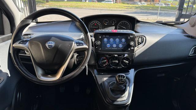 LANCIA Ypsilon 1.0 FIREFLY S&S HYBRID GOLD*24M.G.*CARPLAY*LED*TEL