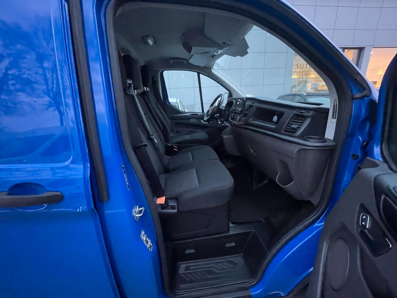 Ford Transit Custom 300 .20 tdci MHEV 170cv Trend L2H1 E6.2
