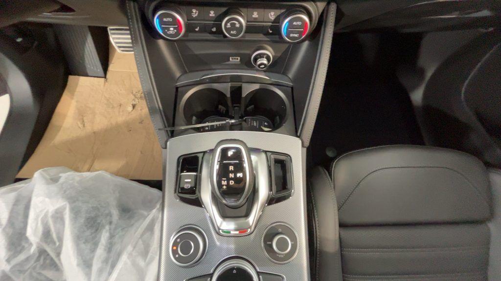Alfa Romeo Stelvio 2.2 TD 210 CV AT8 Q4 Veloce
