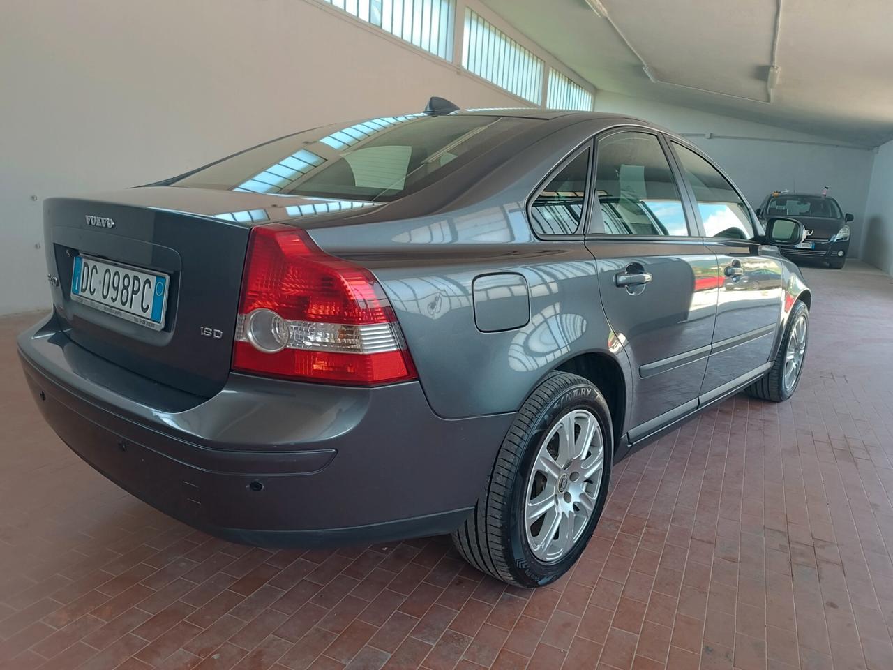 Volvo S40 1.6 diesel garanzia