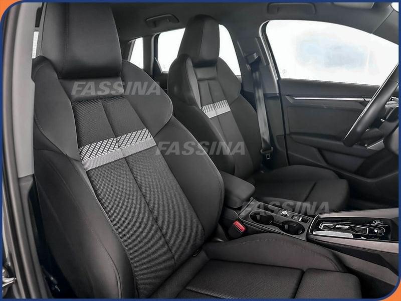 Audi A3 Sportback SPB 35 TFSI mhev S tronic Business Advanced