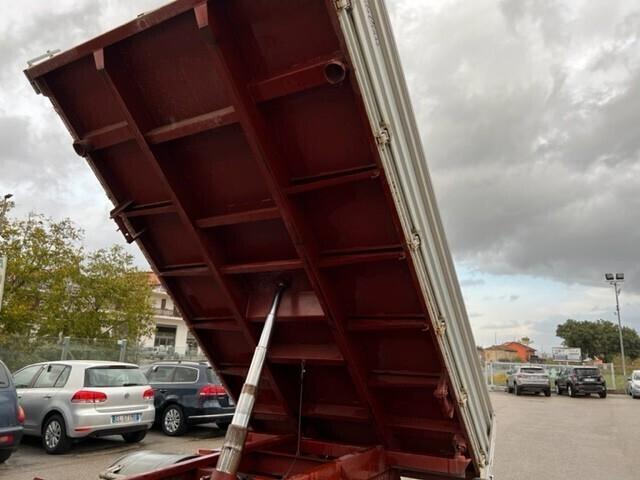 Iveco Eurocargo 75.14 Ribaltabile Trilaterale