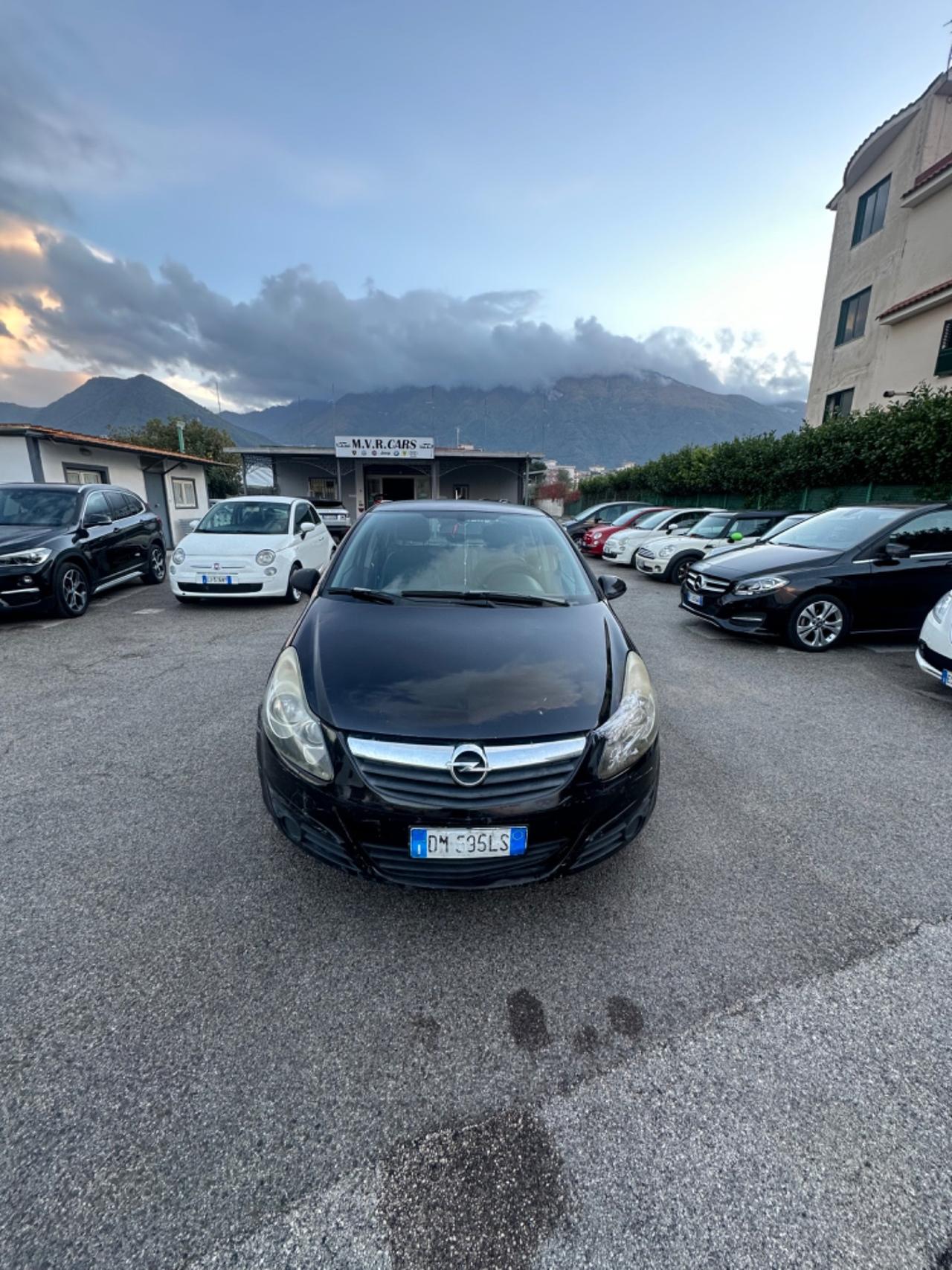 Opel Corsa 1.2 5 porte Cosmo