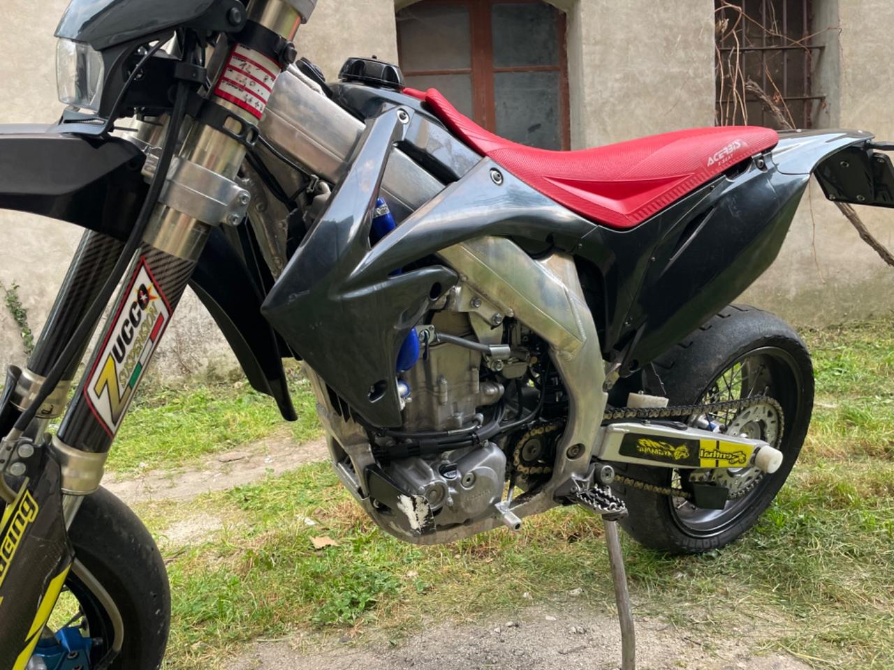 Honda Crf 450 super moto targato