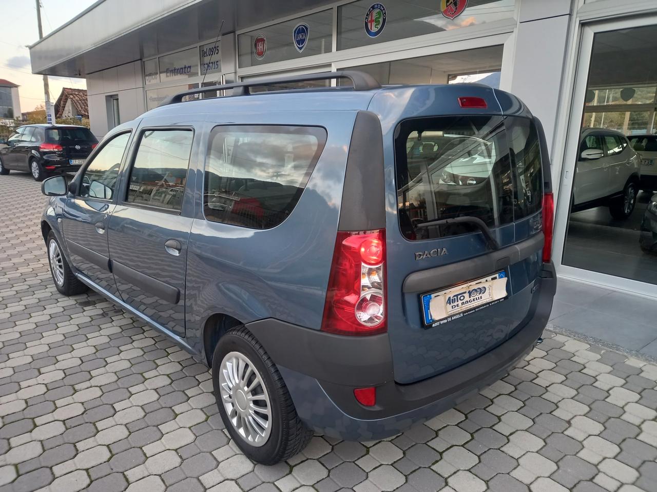 Dacia Logan MCV 1.5 dci Laureatee AUTOCARRO N1 "IVA ESPOSTA"