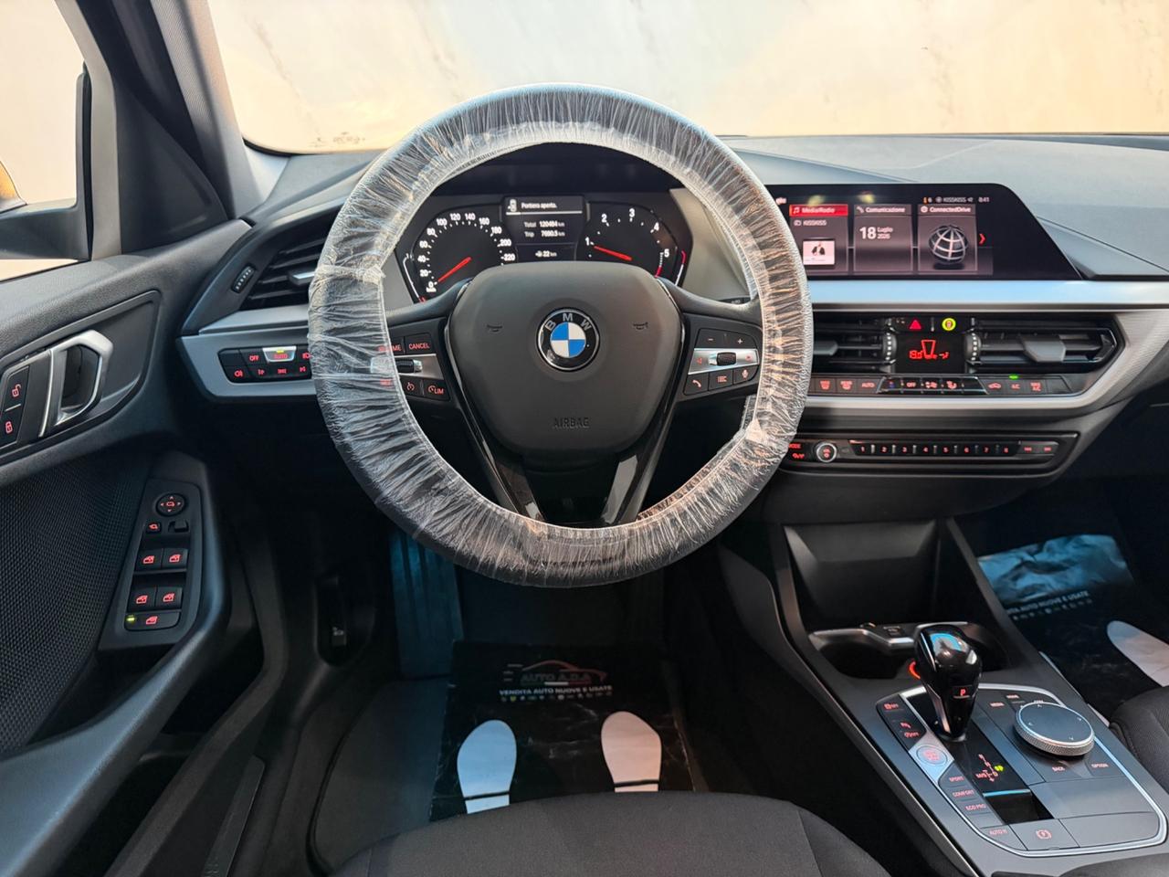 Bmw 116 116d 5p. Msport
