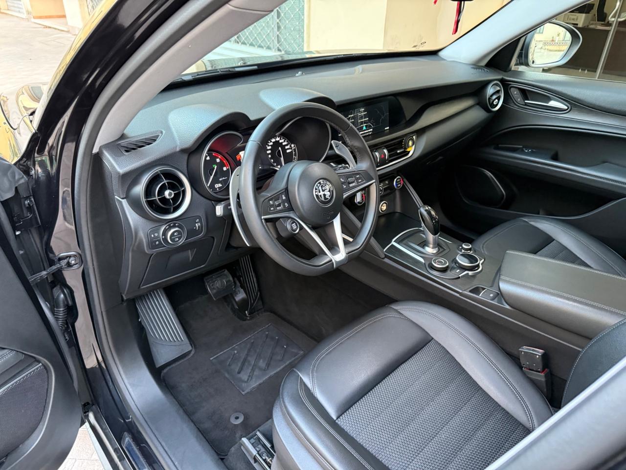 Alfa Romeo Stelvio 2.2 Turbodiesel 210 CV AT8 Q4 B-Tech