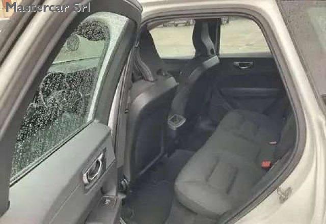 VOLVO XC60 2.0 b4 Business awd auto my20 - GD600AP