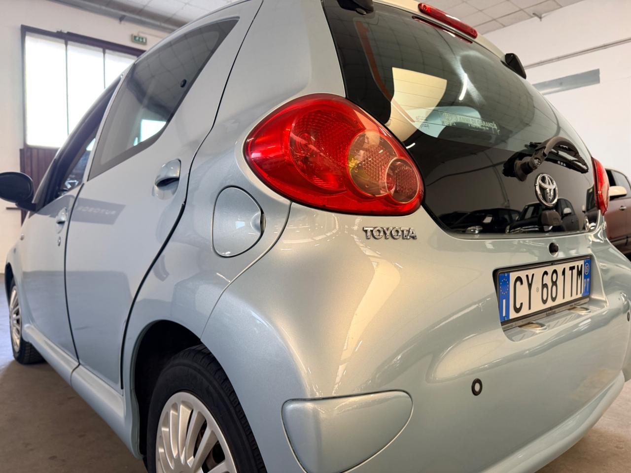 Toyota Aygo 1.0 12V VVT-i 5 porte