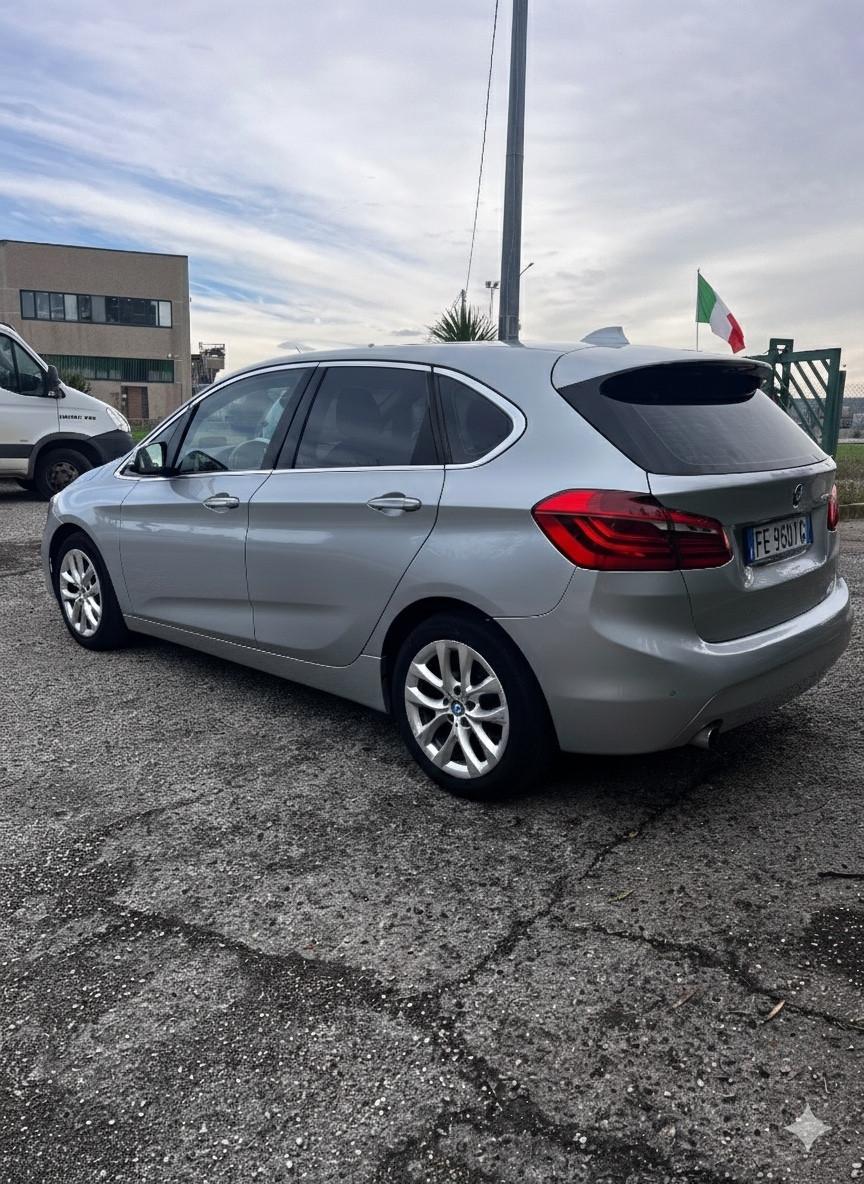 Bmw Active Tourer 218d Luxury