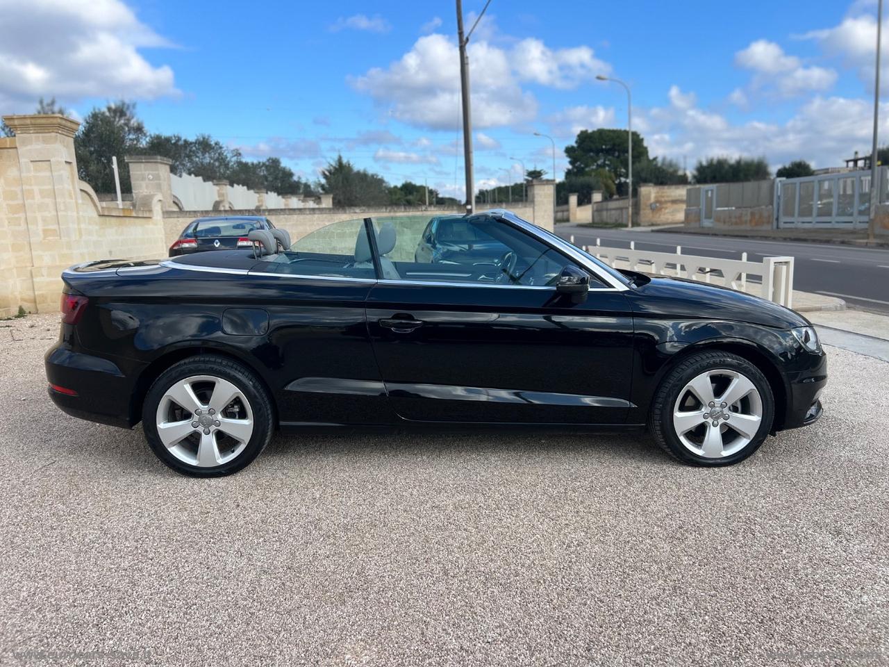 AUDI A3 Cabrio 1.6 TDI clean diesel Young