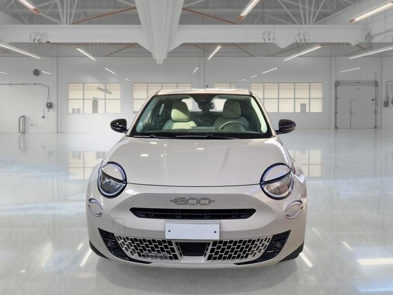 FIAT 600 1.2 HYBRID 100 CV