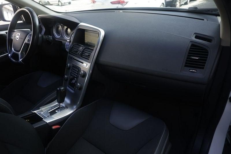 Volvo XC60 Volvo XC60 D5 AWD Geartronic Kinetic Unicoproprietario