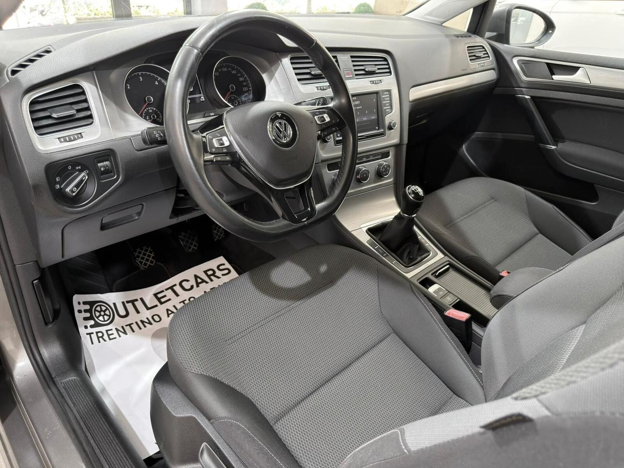 VW GOLF 1.6TDI 110cv COMFORTLINE 1HANDE