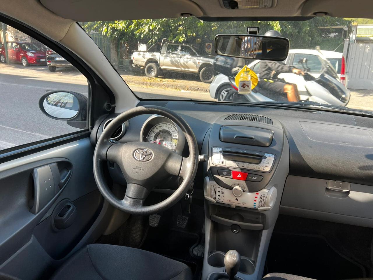 Toyota Aygo 1.0 12V VVT-i 5 porte