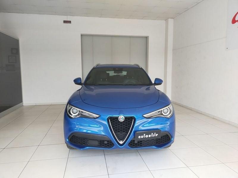 Alfa Romeo Stelvio 2.0 Turbo 280 CV AT8 Q4 Executive + Sport / Veloce