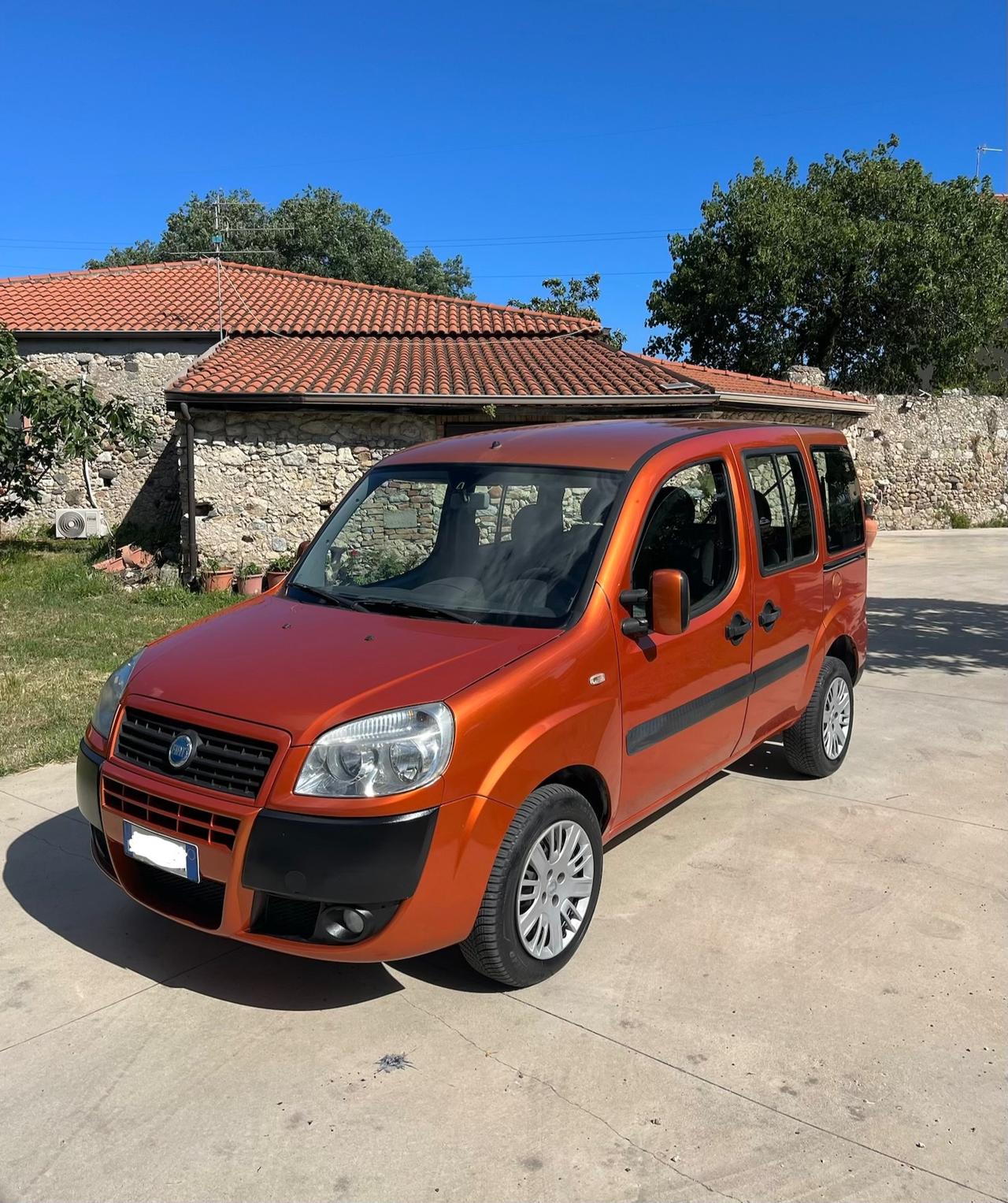 Fiat Doblo 1.9 MTJ 105CV EURO4 SOLO 90.000KM UNICO LEGGI