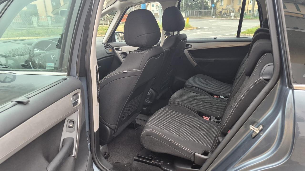 Citroen C4 Picasso 1.6 HDi 110 CV 7 POSTI
