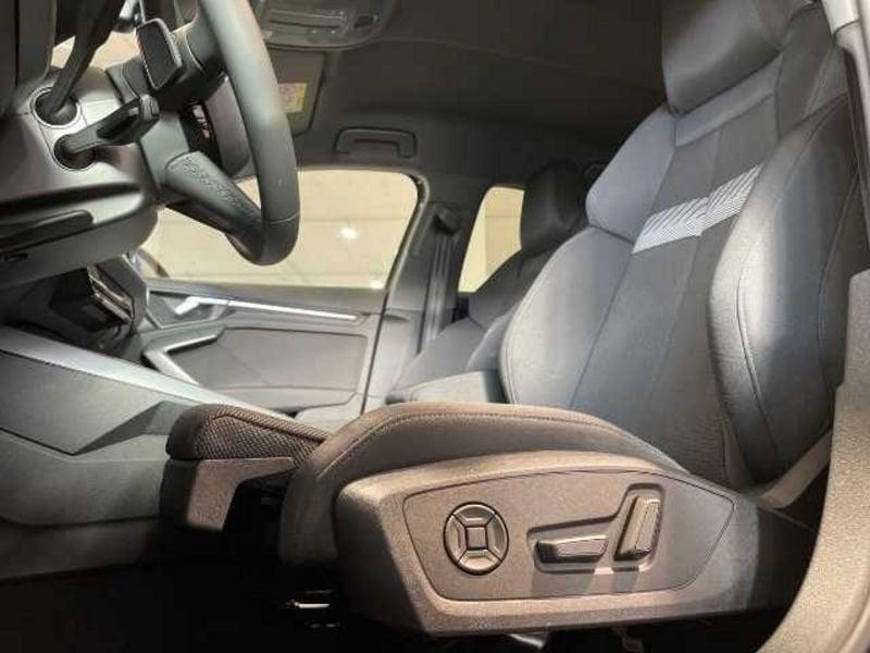 Audi A3 IV 2024 Sportback 2.0 tdi Business Advanced 150cv s-tronic