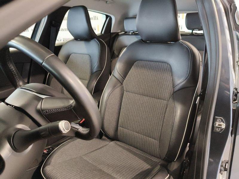 Renault Clio Intens 1.6 E-Tech hybrid 140cv auto rif.GE481