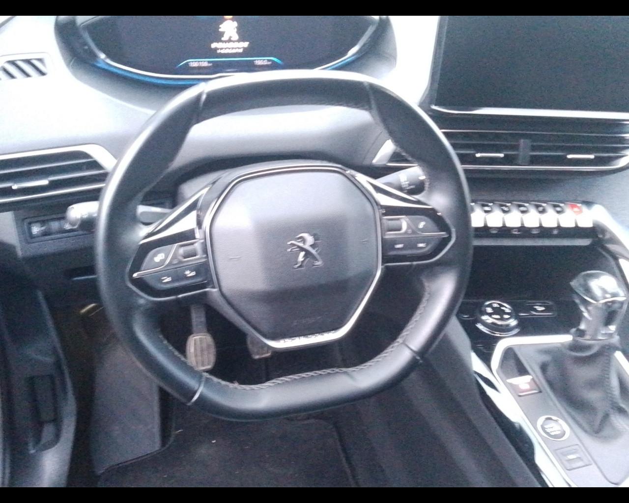 PEUGEOT 3008 2ª serie - 3008 BlueHDi 130 S&S Allure