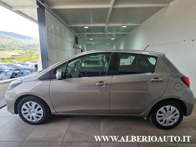 TOYOTA Yaris 1.0 5 porte Lounge