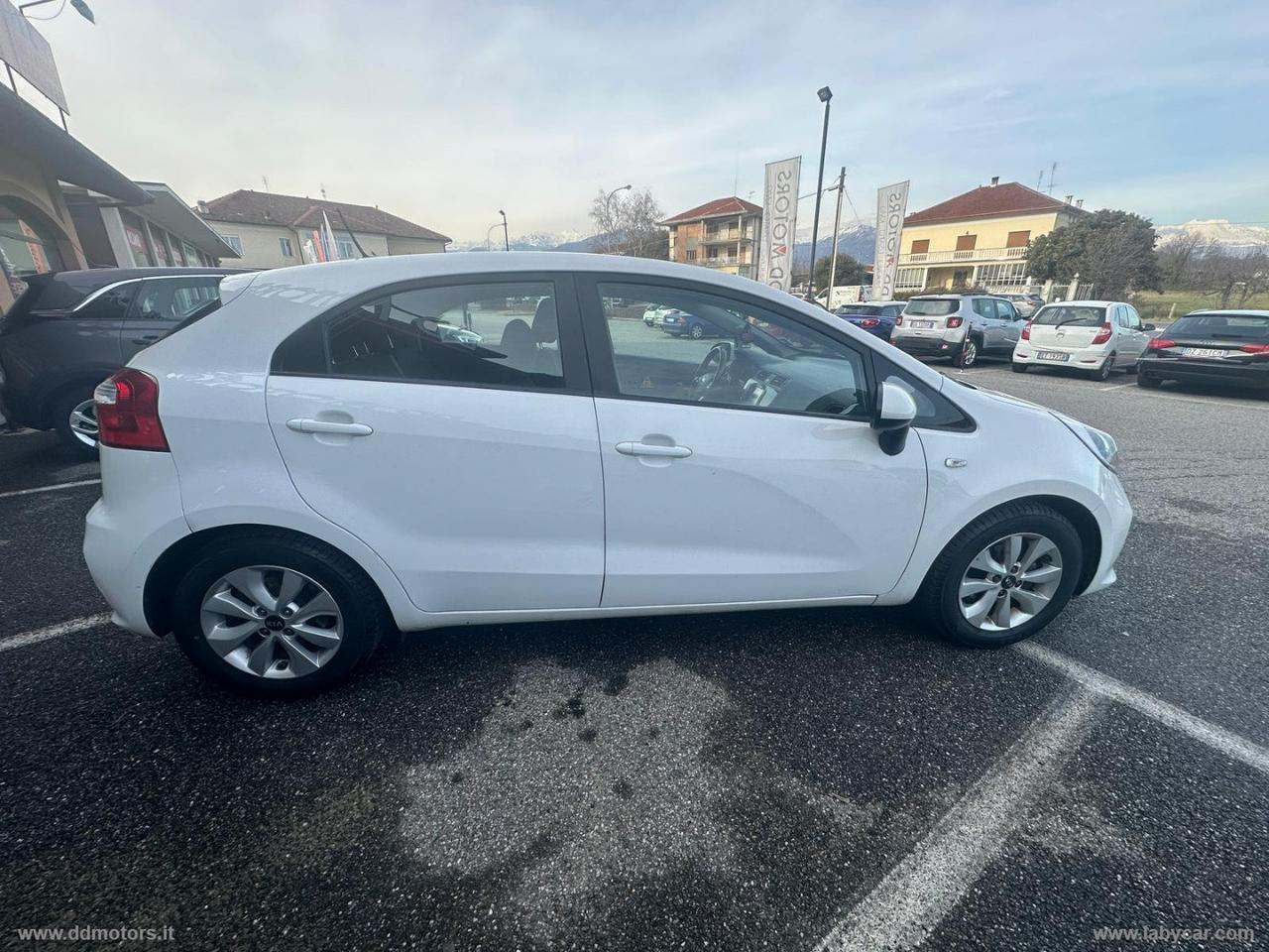 KIA Rio 1.1 CRDi 5p. Cool *NEOPATENTATI*