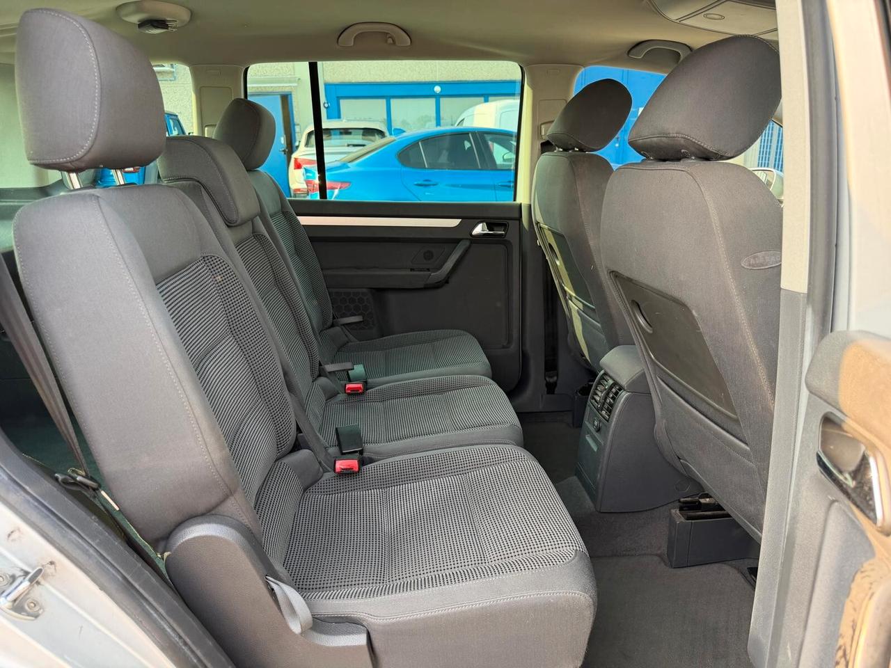 Volkswagen Touran 1.6 16V FSI Highline