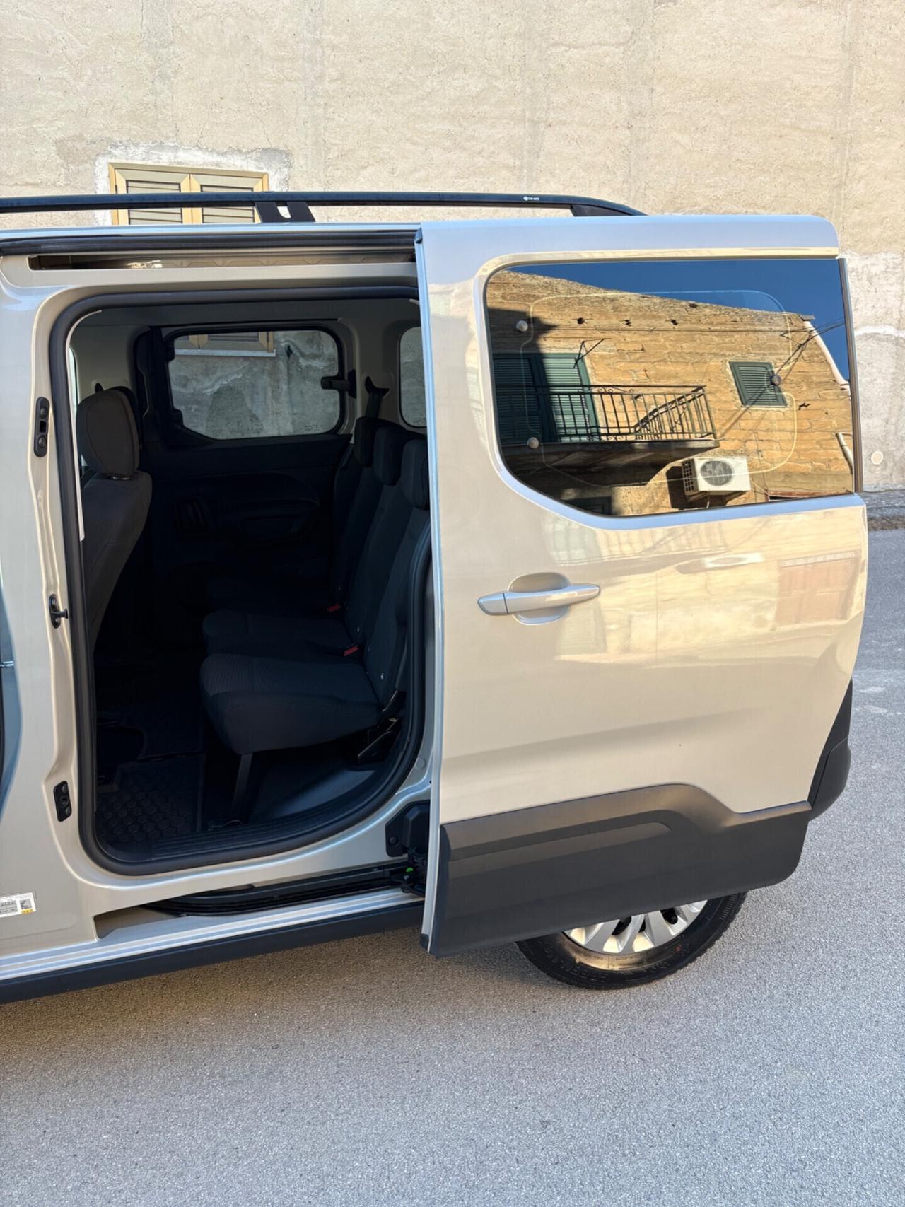 Peugeot Rifter BlueHDi 100 S&S Allure Standard