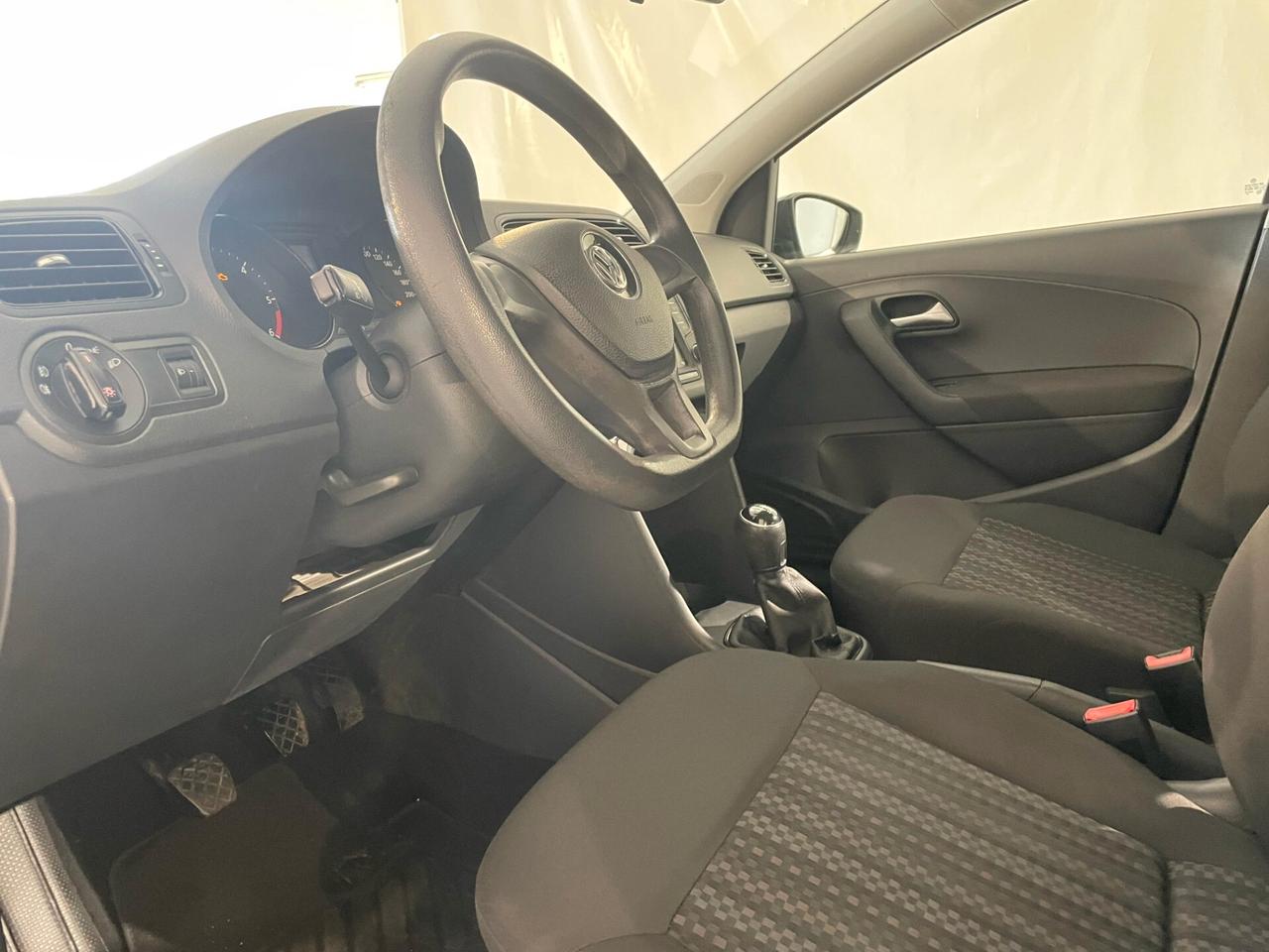 Volkswagen Polo 5PORTE 1.4 TDI 75CV NEOPATENTATI