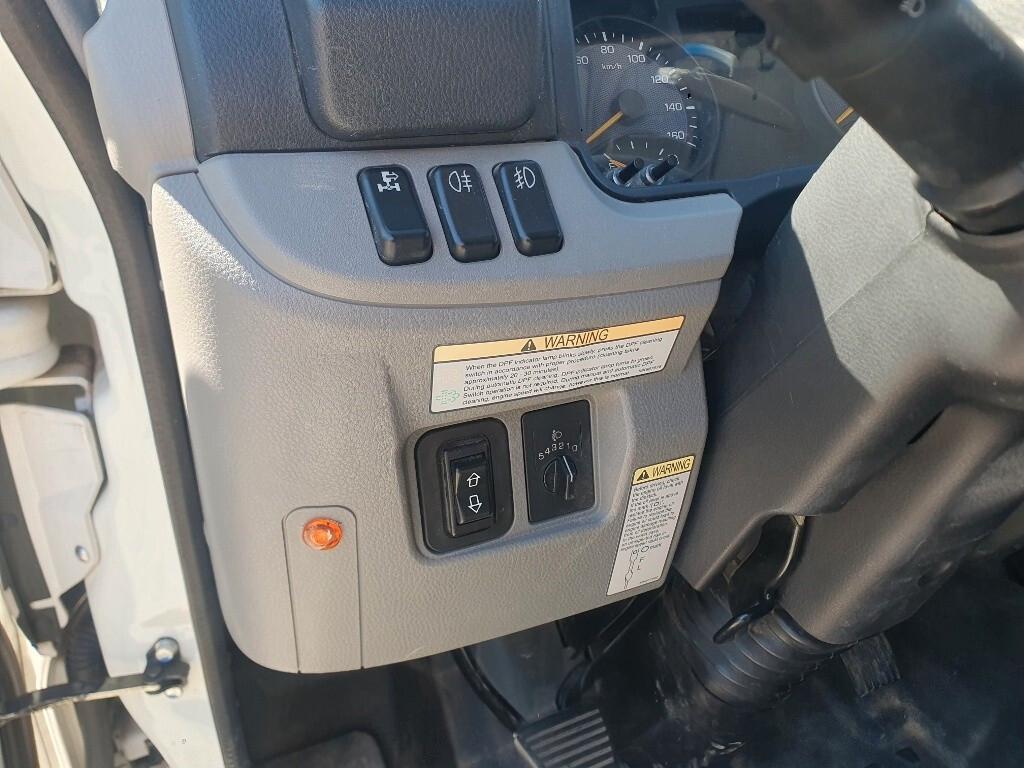 Mitsubishi Fuso Canter 3.0 TDi 131cv Ribaltabile trilaterale