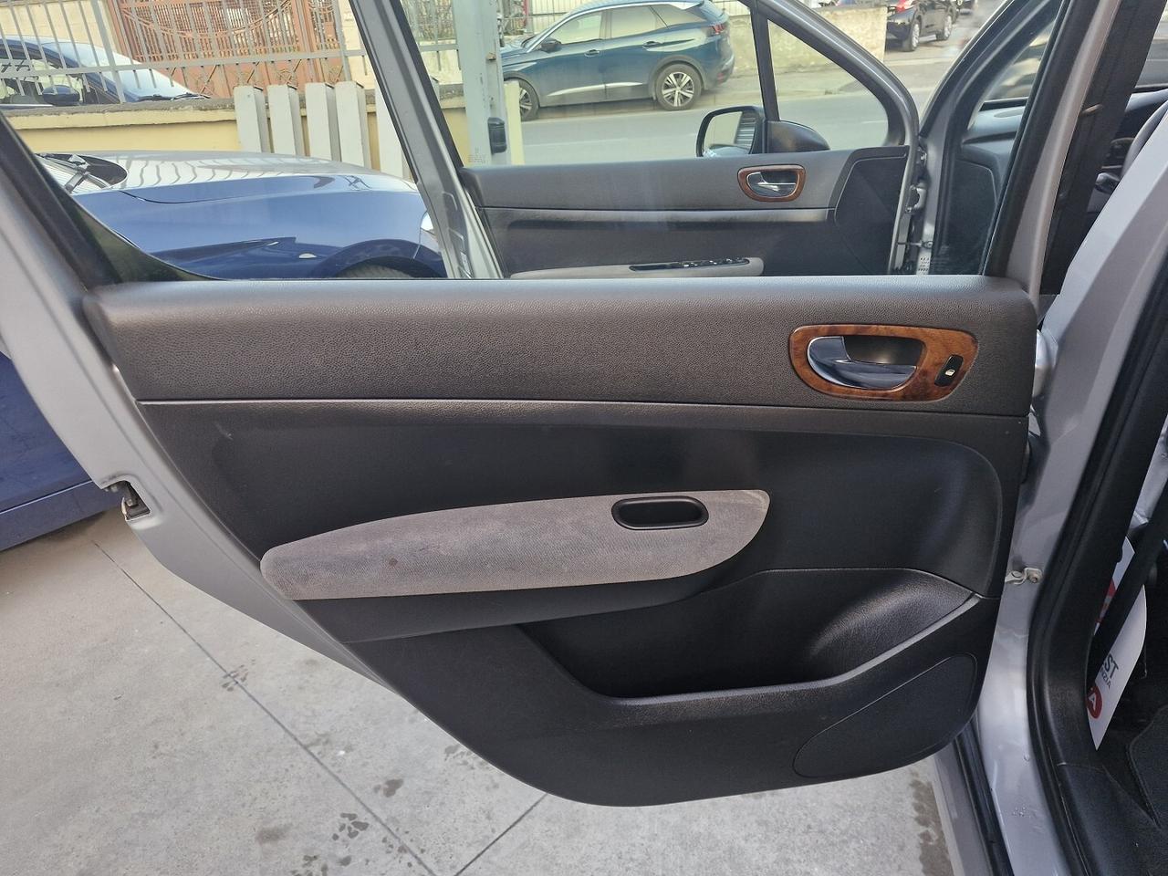 PEUGEOT 307 1.6 BENZINA 109CV