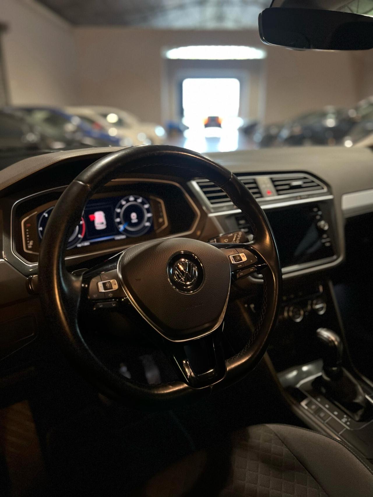 Volkswagen Tiguan 2.0 TDI SCR Style BlueMotion Technology !