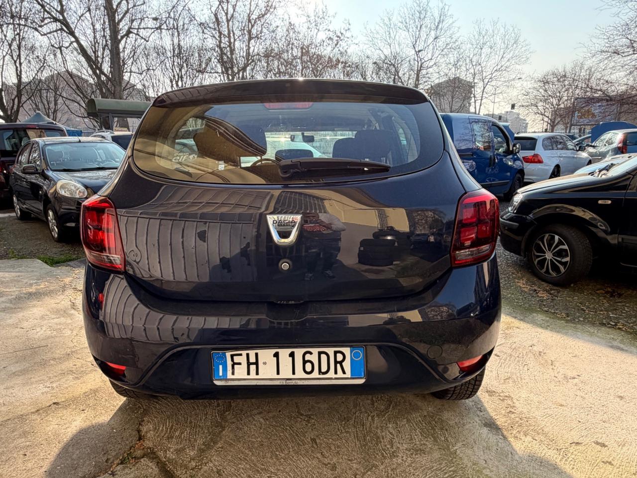 Dacia Sandero GPL EURO6B Lauréate 2017