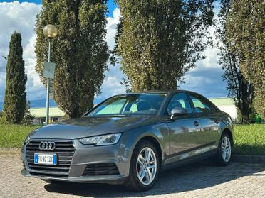 Audi A4 2.0 TDI 150 CV S tronic