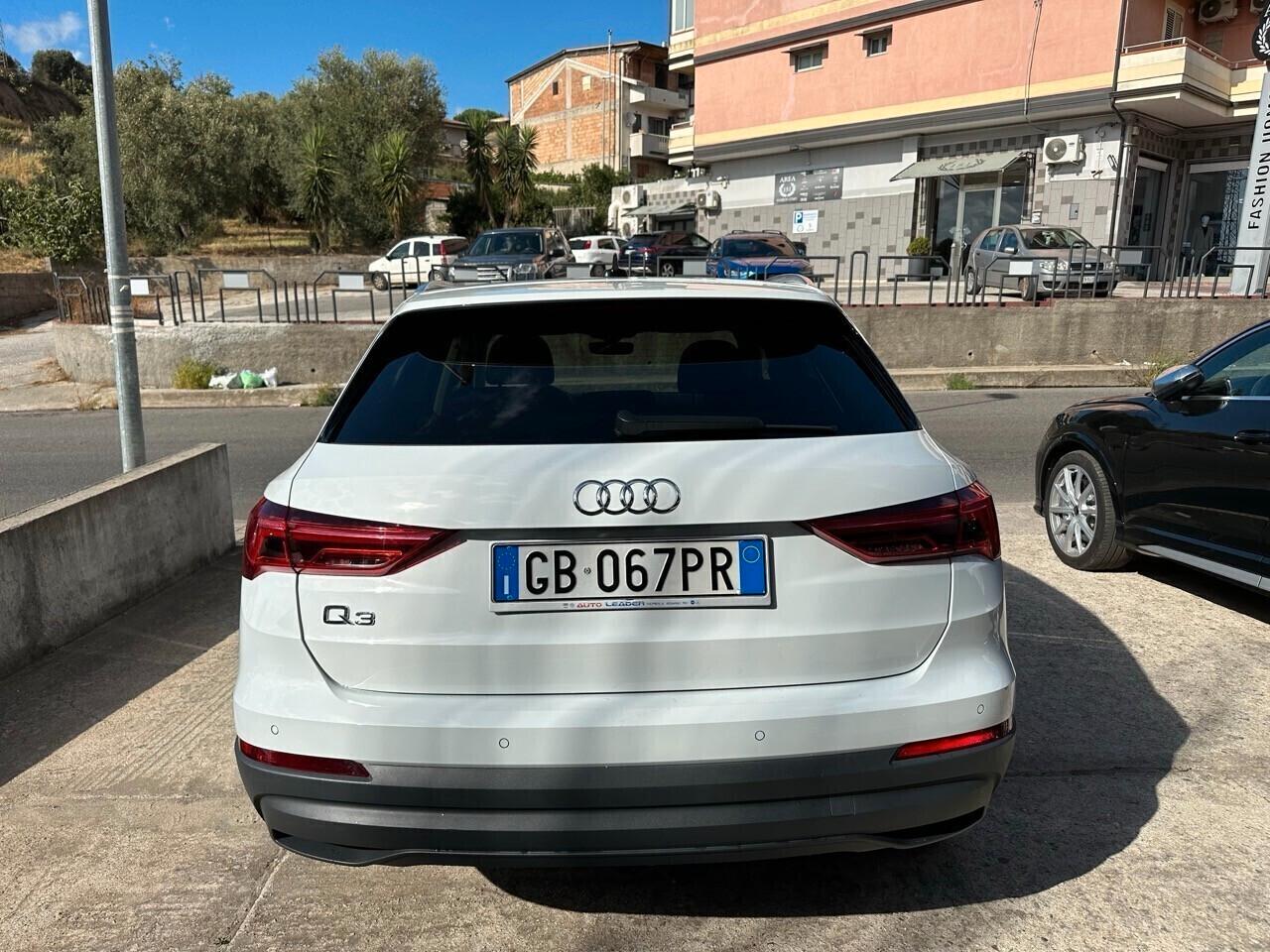 Audi Q3 35 TDI 150cv S-tronic