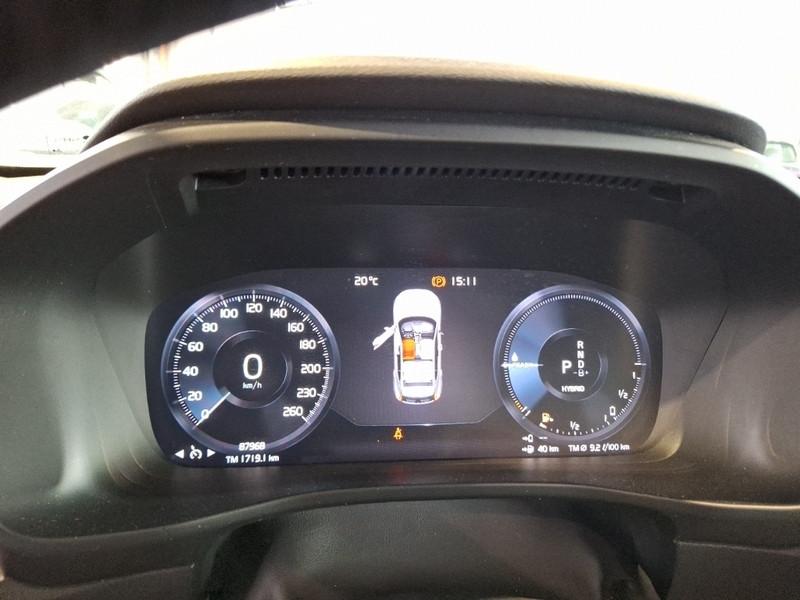 VOLVO XC40 T5 Twin Engine Geartronic Business Plus