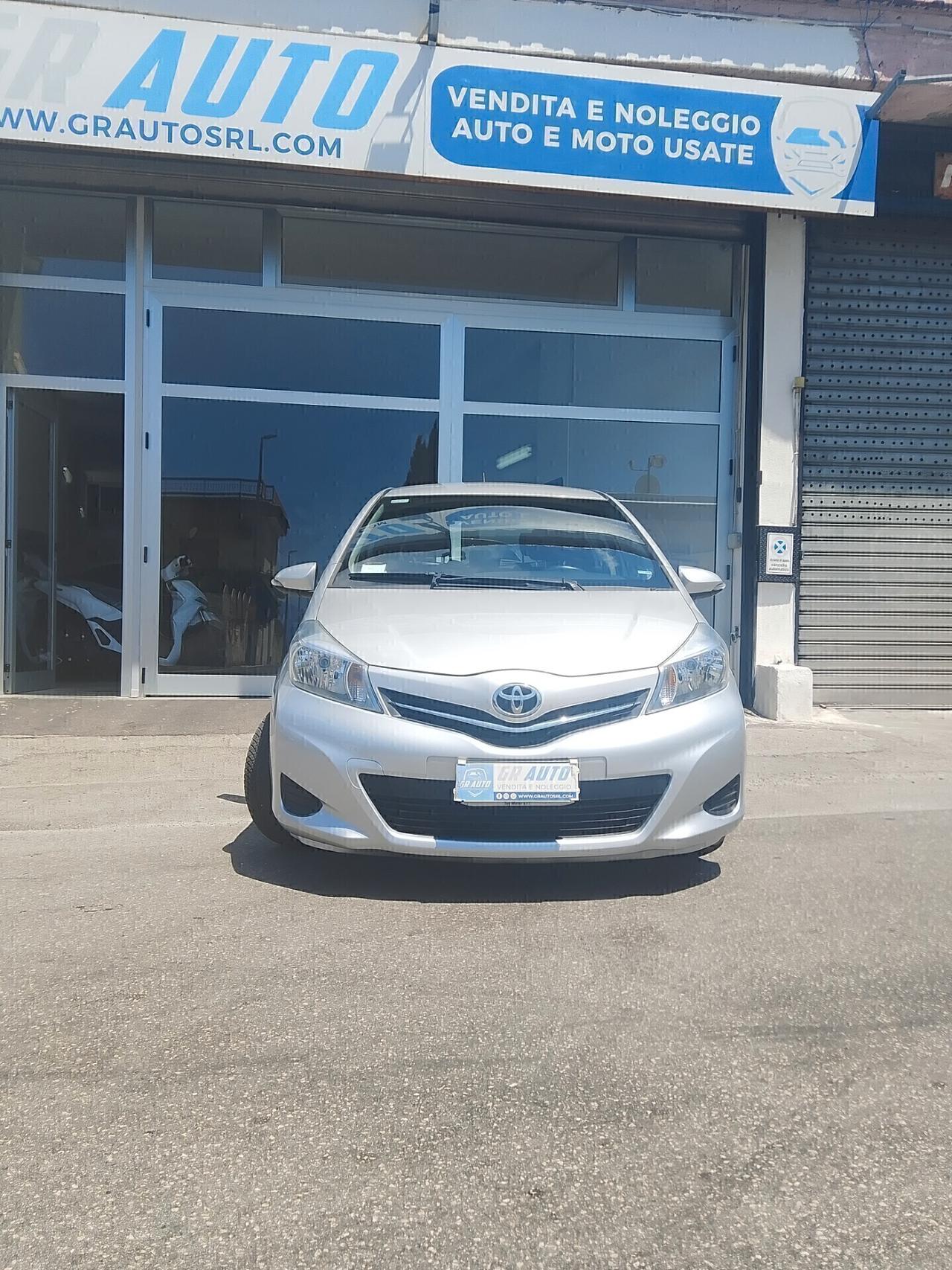 Toyota Yaris 1.0 5 porte Active