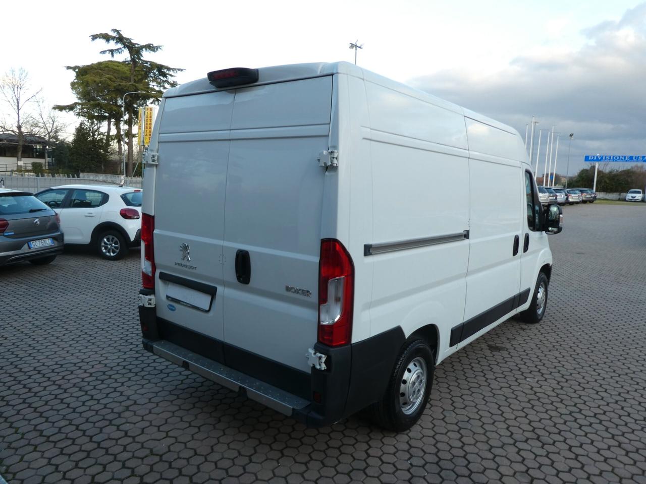 Peugeot Boxer 330 2.2 BlueHDi €12500 PIU IVA