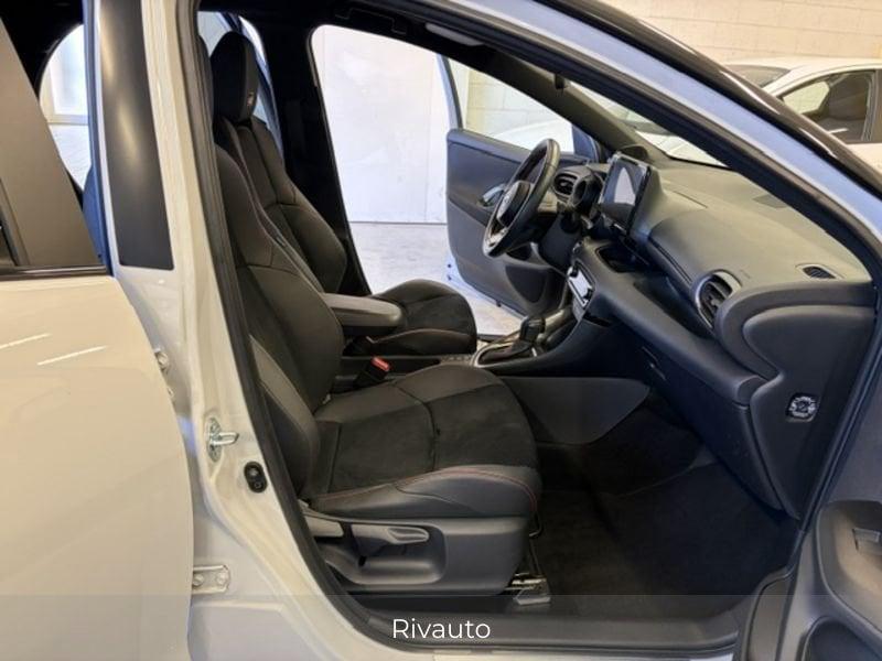 Toyota Yaris Hybrid GR Sport MY22