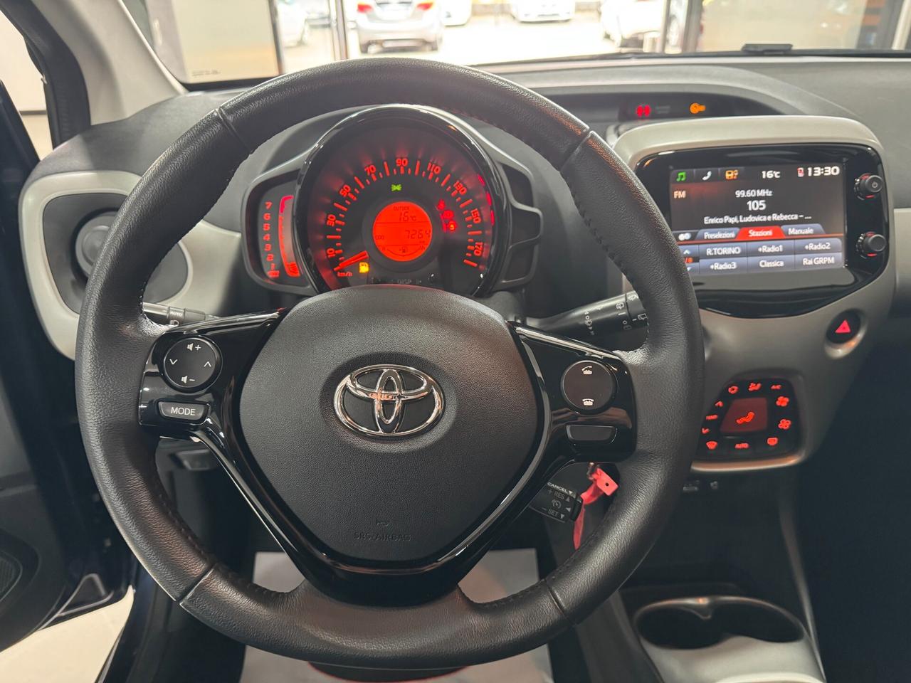 Toyota Aygo 1.0 VVT-i 69 CV 5 porte x-wave