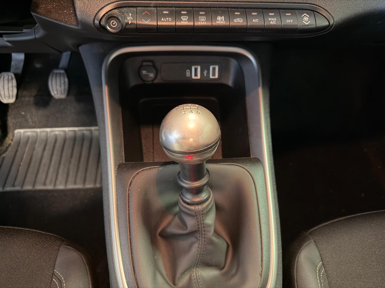 Jeep Avenger 1.2 Turbo 100 CV Altitude
