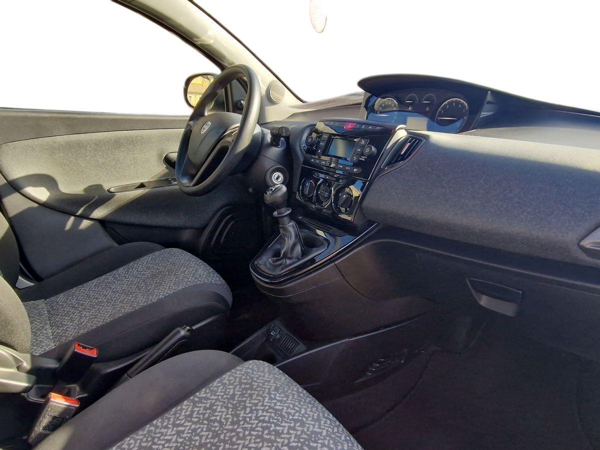 LANCIA YPSILON 1.2 69CV ELEFANTINO