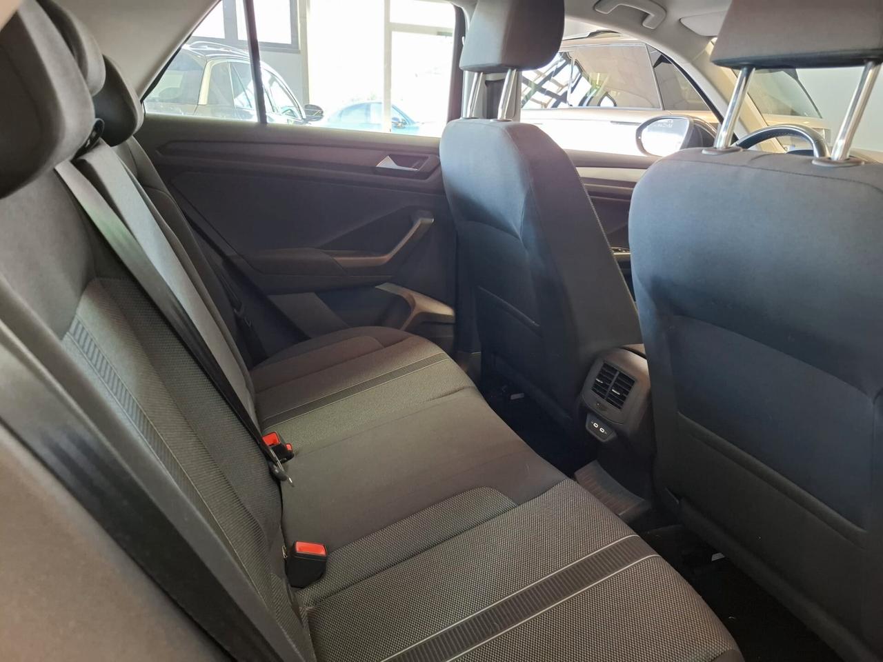 Volkswagen T-Roc Benzina Manuale