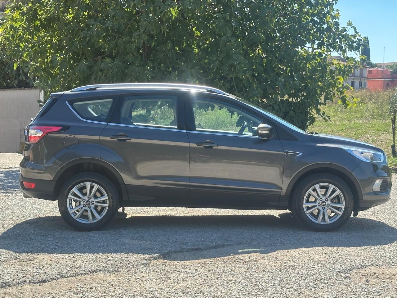 Ford Kuga 1.5 TDCI 120 CV S&S 2WD Titanium